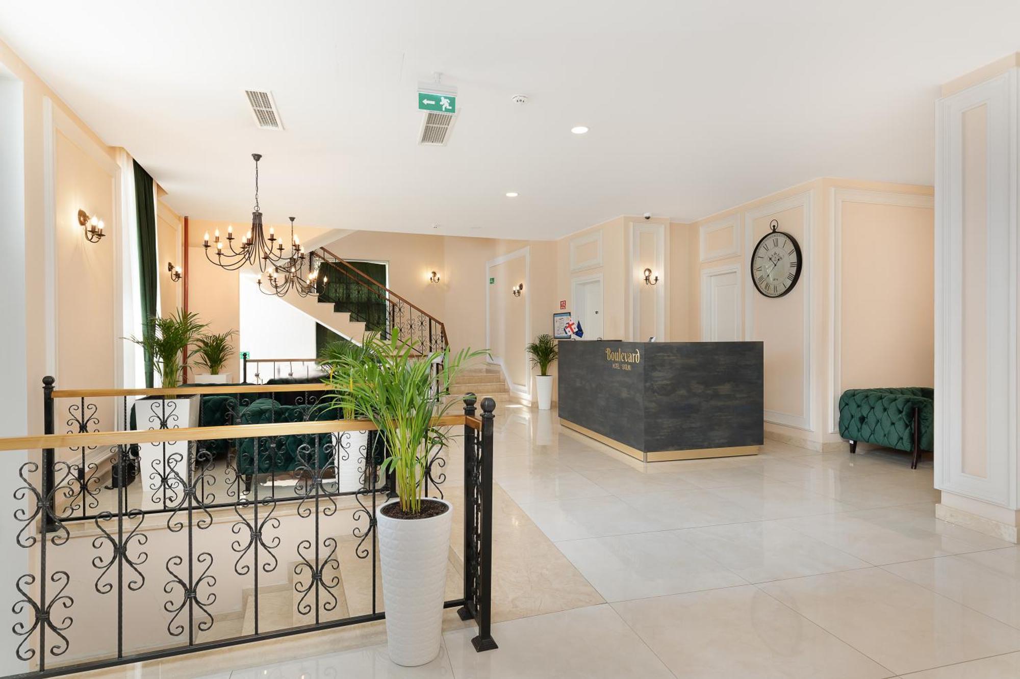 Boulevard Hotel باتومي المظهر الخارجي الصورة