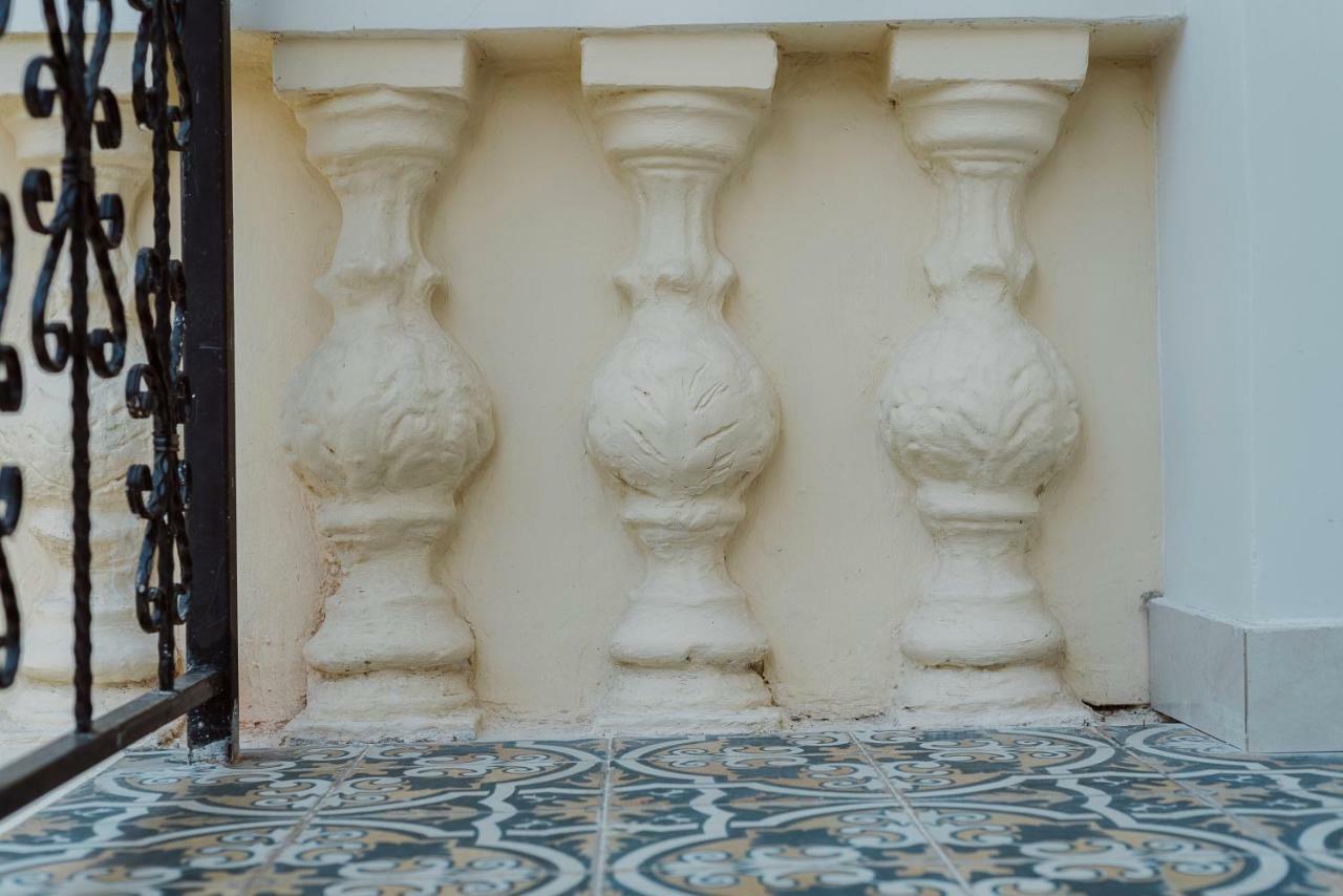 Boulevard Hotel باتومي المظهر الخارجي الصورة